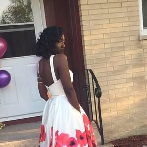 Meet your Posher, Capri